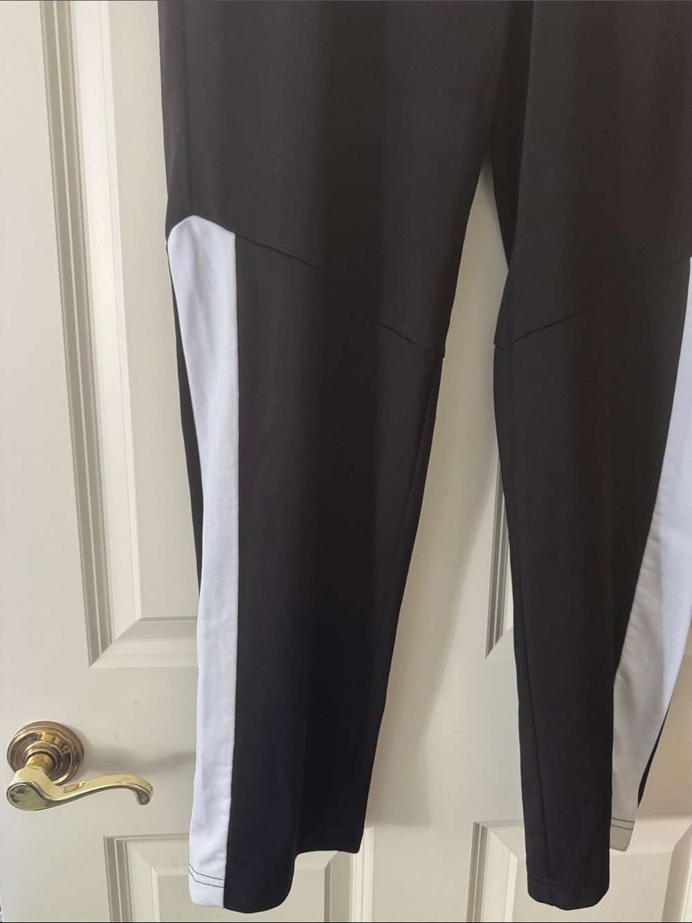 Puma Men’s Contrast 2.0 Pants Black with White Side Panels size L - Picture 6 of 12